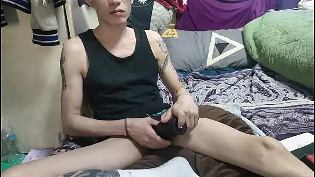 Christopher1024 webcam