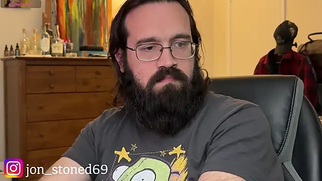 beardedfantasydaddy webcam