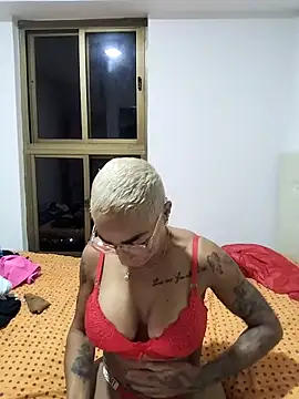 Alison_fitness webcam