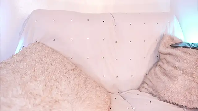 Mackenzie_Lia webcam