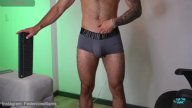 derek_w (M young) - show cum