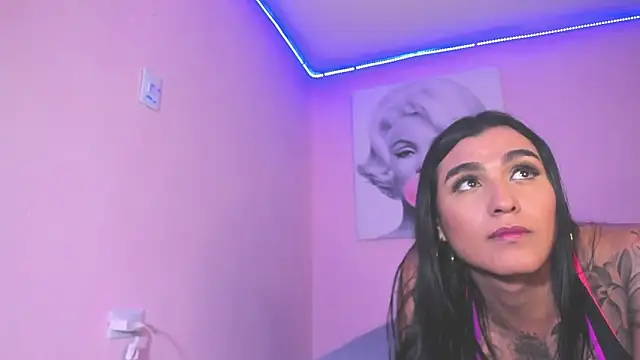 BiancaValentinna webcam