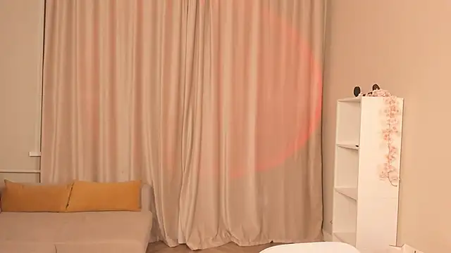 betteselbe (F teen) - tease with shorts