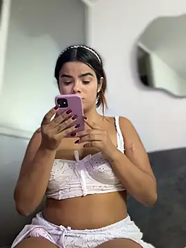 Kaily_Sweet16 webcam