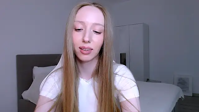 Luna_insniity webcam