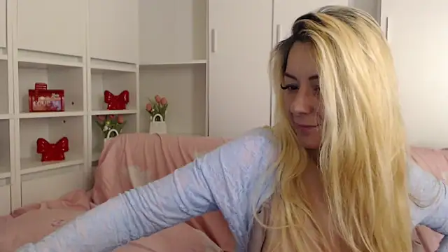 _karolynesyera_ webcam