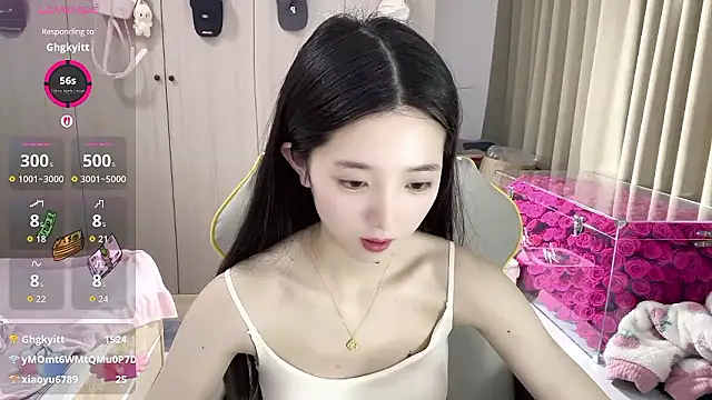 美女OiOi-666在线直播