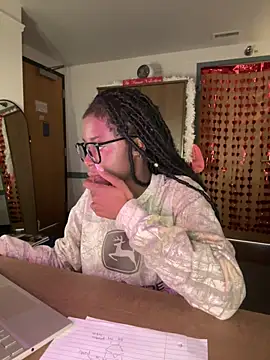 CookiesNcreaming webcam