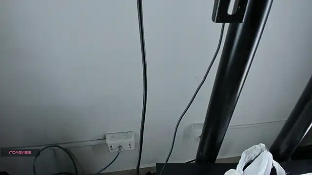 Jonnyandlexyhot webcam