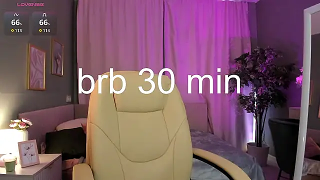 Ursula_Andres webcam