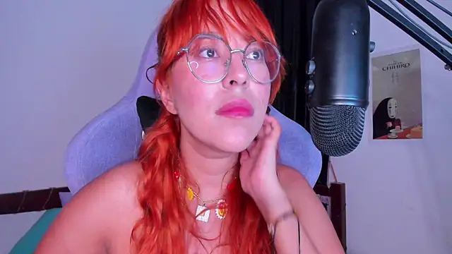 _Moon_Johnson webcam