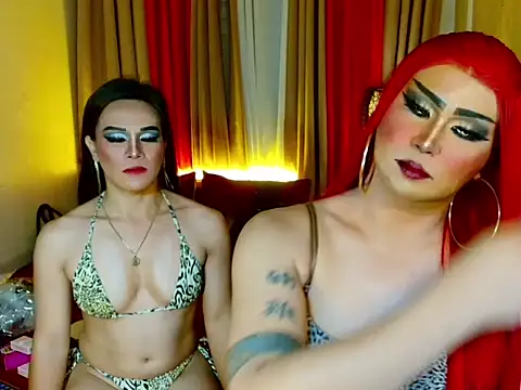 Incredible_Shemale webcam