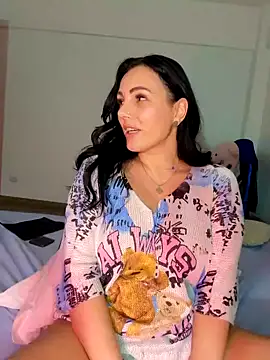 reiyarey - ReiyaRey's free webcam - UK Sex Cams