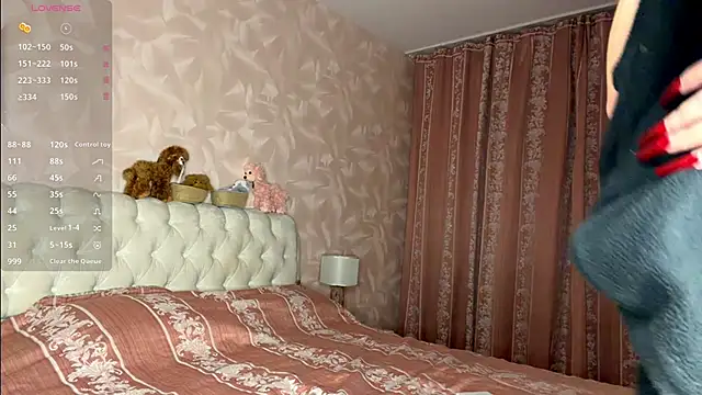 LenitaTumblin webcam