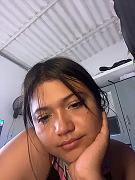 alisson_carolina73 webcam