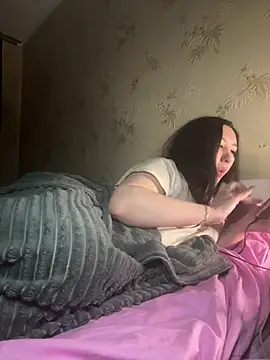 Naughtbaby_2025 webcam