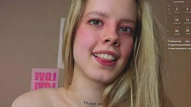 TiffinyMergist webcam