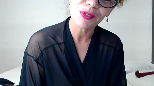 barbaradominatrix - BarbaraDominatrix's free webcam