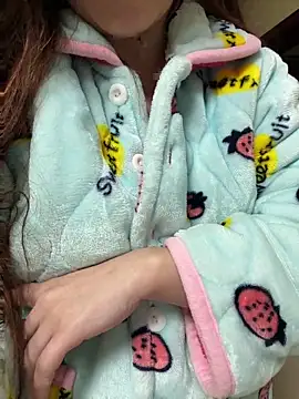 美女YY-27在线直播