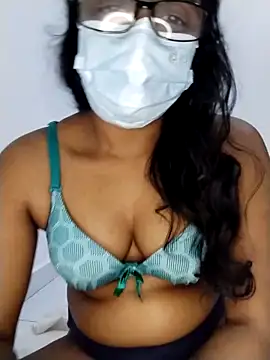 sexybolegirl - Sexybolegirl's free webcam - UK Sex Cams