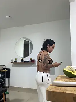 Pretty_Isadora webcam