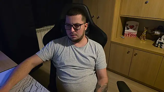 kevinnlovelly webcam