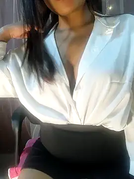 skylarmaexo_love webcam