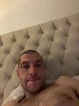 Kinkycouple142 webcam