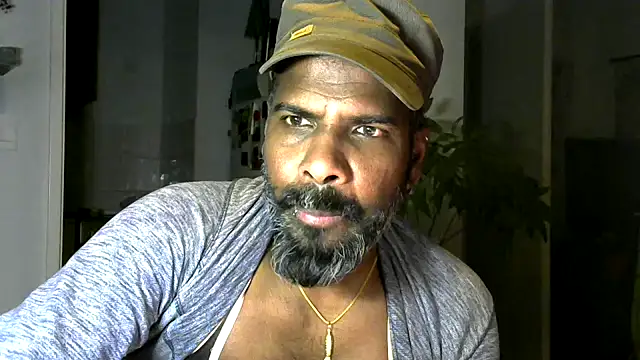 frenchblackc31 webcam