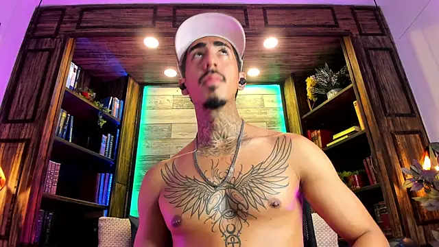 Donovan_Desmond webcam