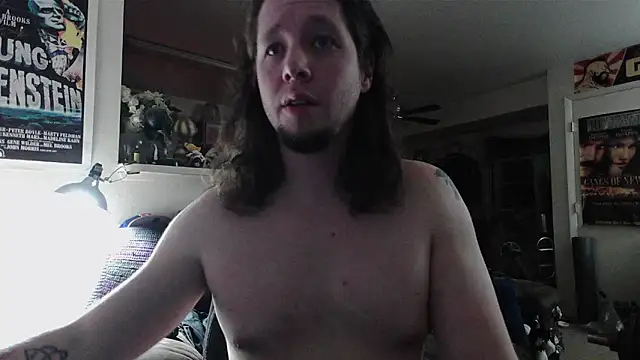 biggerisbetter12 webcam