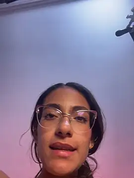 elegant__rouse webcam