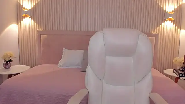 sooffii_1 - Sooffii_1's free webcam - UK Sex Cams