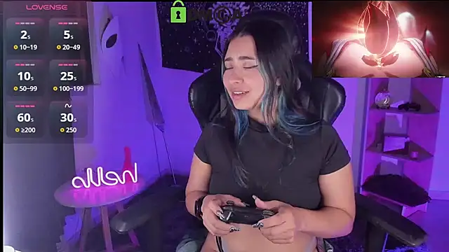 sweetcoralinee webcam