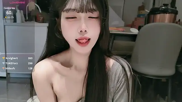 美女sansan-666在线直播