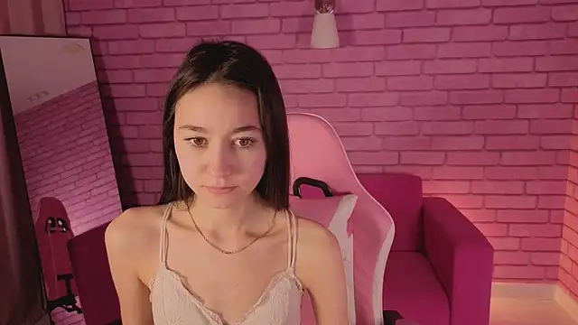 Nicole_Brownie webcam