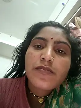 lucky_cut - LUCKY_cut's free webcam - UK Sex Cams