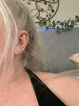 Kaitlyn_Winters webcam