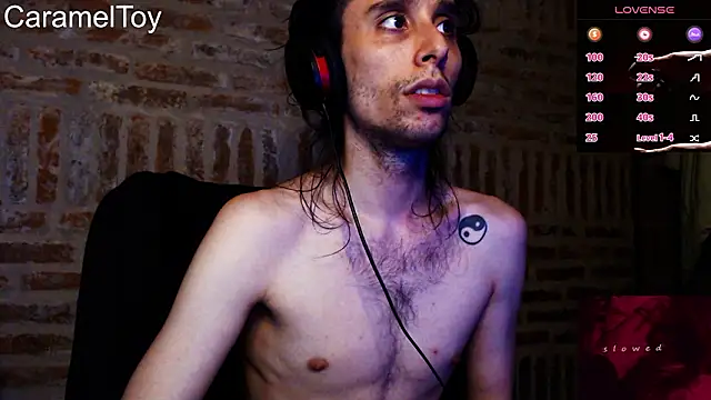 carameltoy - CaramelToy's free webcam - UK Sex Cams