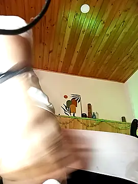 IVONNE_COLLINS33 webcam