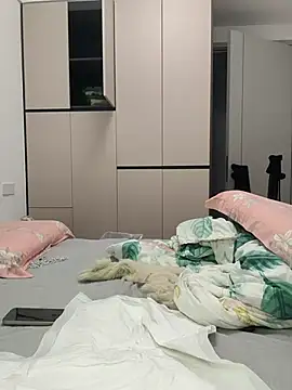 美女zzdd999在线直播