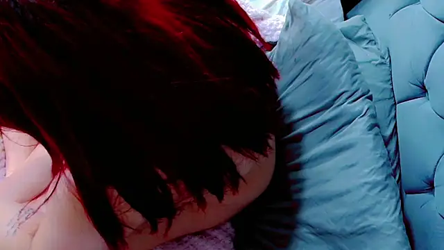 Imannejulienne webcam