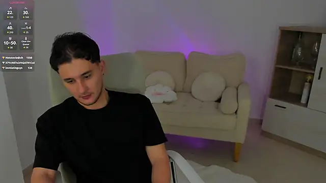 Massimo_Fiore Live Webcam on Stripchat