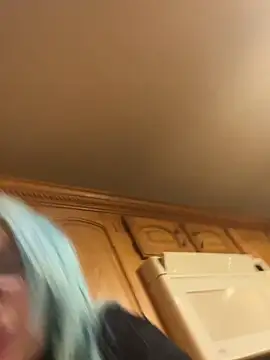 LittleMissEeve webcam