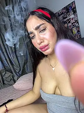 Meryem_Queen webcam