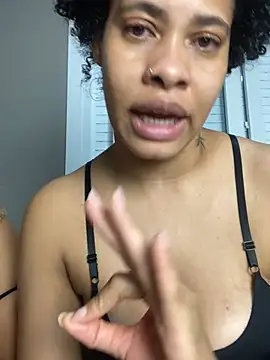 MaryAlbuquerque webcam