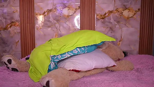 zoey-fox - Zoey-fox's free webcam