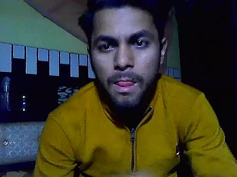 Stubborndesiboy webcam
