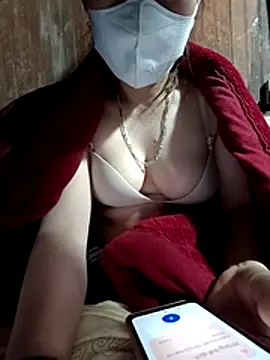 love-xx - Love-xx's free webcam