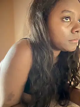 Webcam Model (Tayra_Siny)  is live.Free join now!